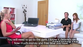 Рыжая Любительница Делает Глубокий Минет В Кастинге Видео.