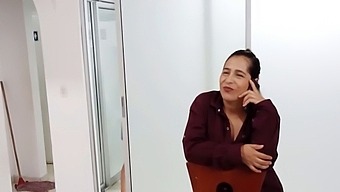 Latina Cougar Interrupts Stepmother'S Phone Call With Lover To Relieve Her Of Sexual Tension